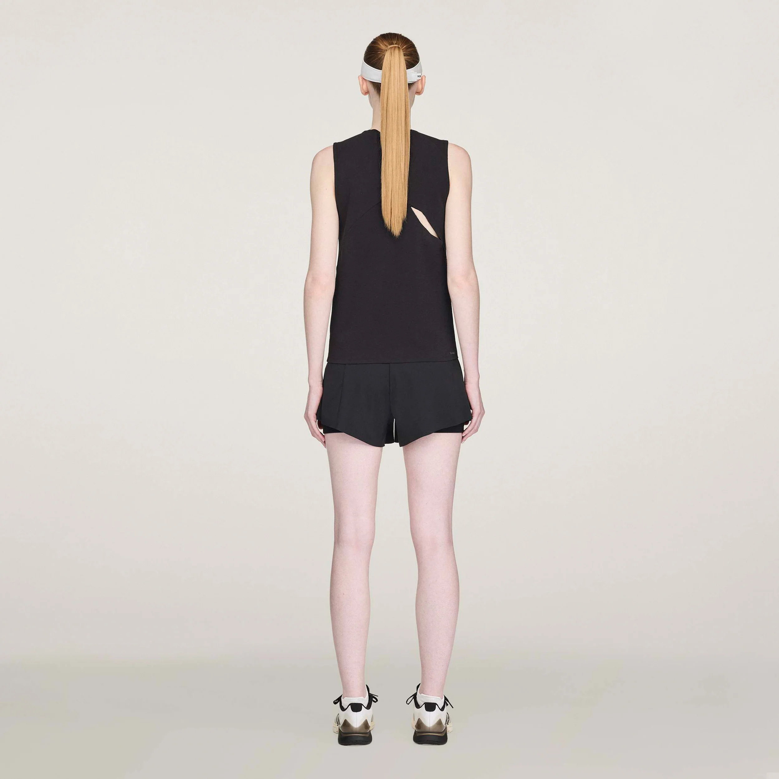 Y-3 Match Shorts Femmes-Noir - Image 3