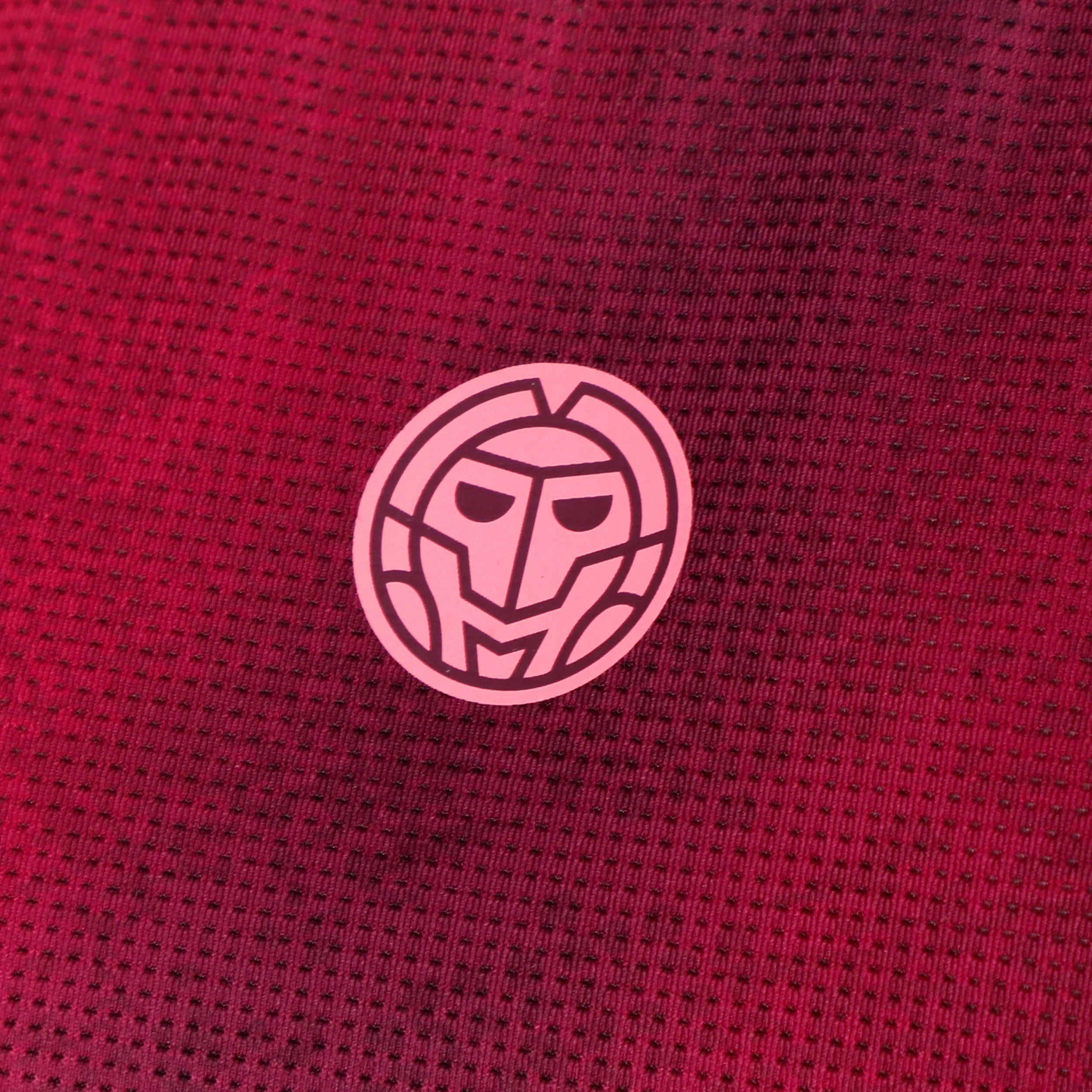 Freeze Out T-shirt Femmes - rouge foncé, rose - Image 3