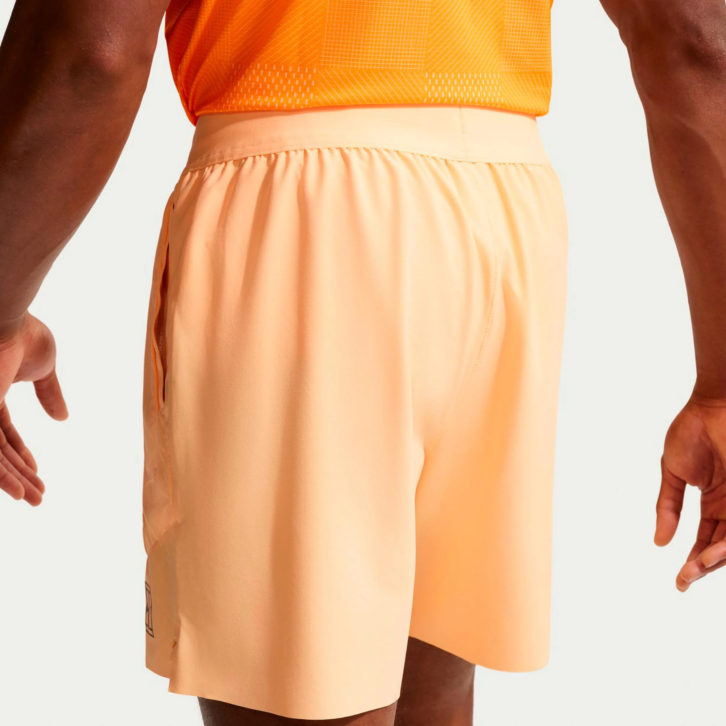 Carlos Alcaraz Court Dri-FIT Advantage 6in Shorts Hommes-jaune - Image 4