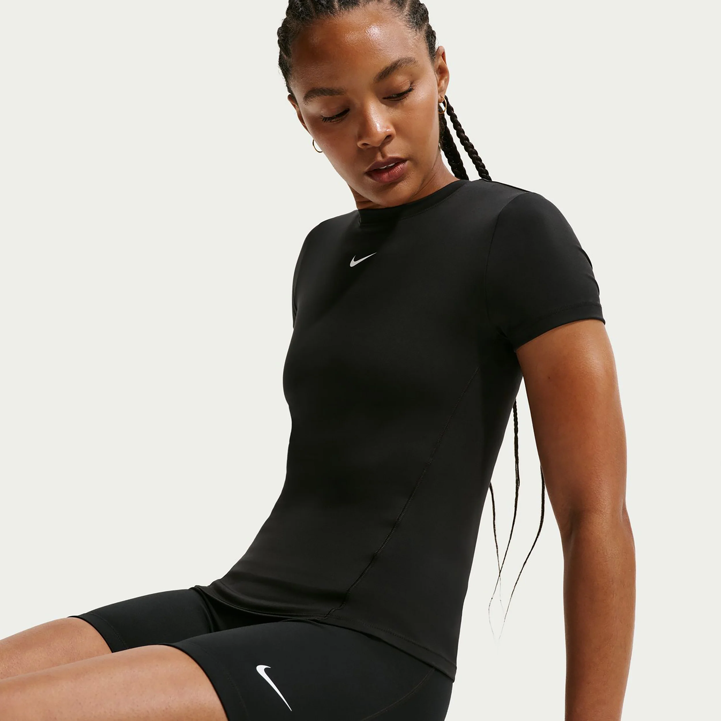 One Fitted T-shirt Femmes - noir - Image 5
