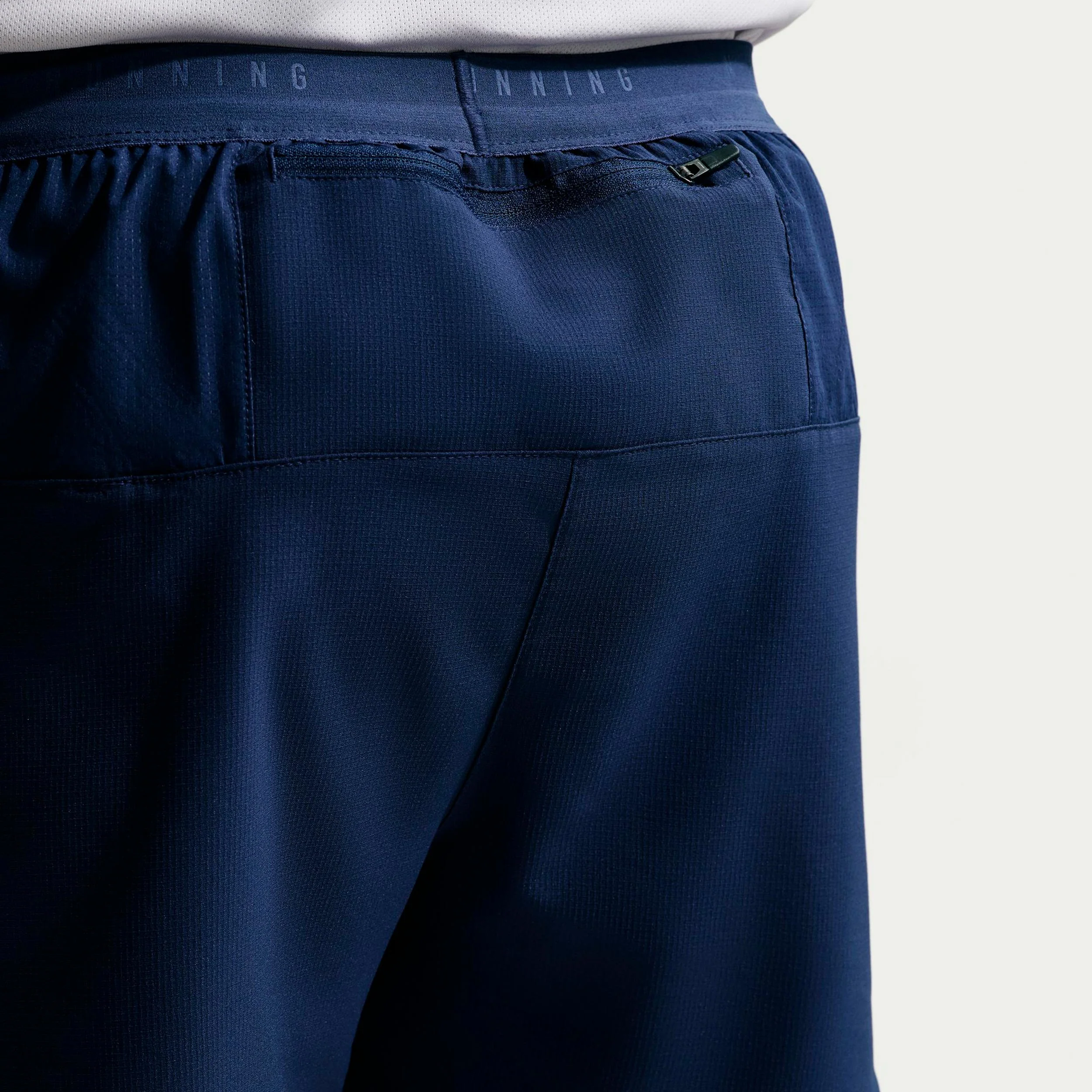 STRIDE 5IN Short de running Hommes - bleu foncé, argent - Image 4
