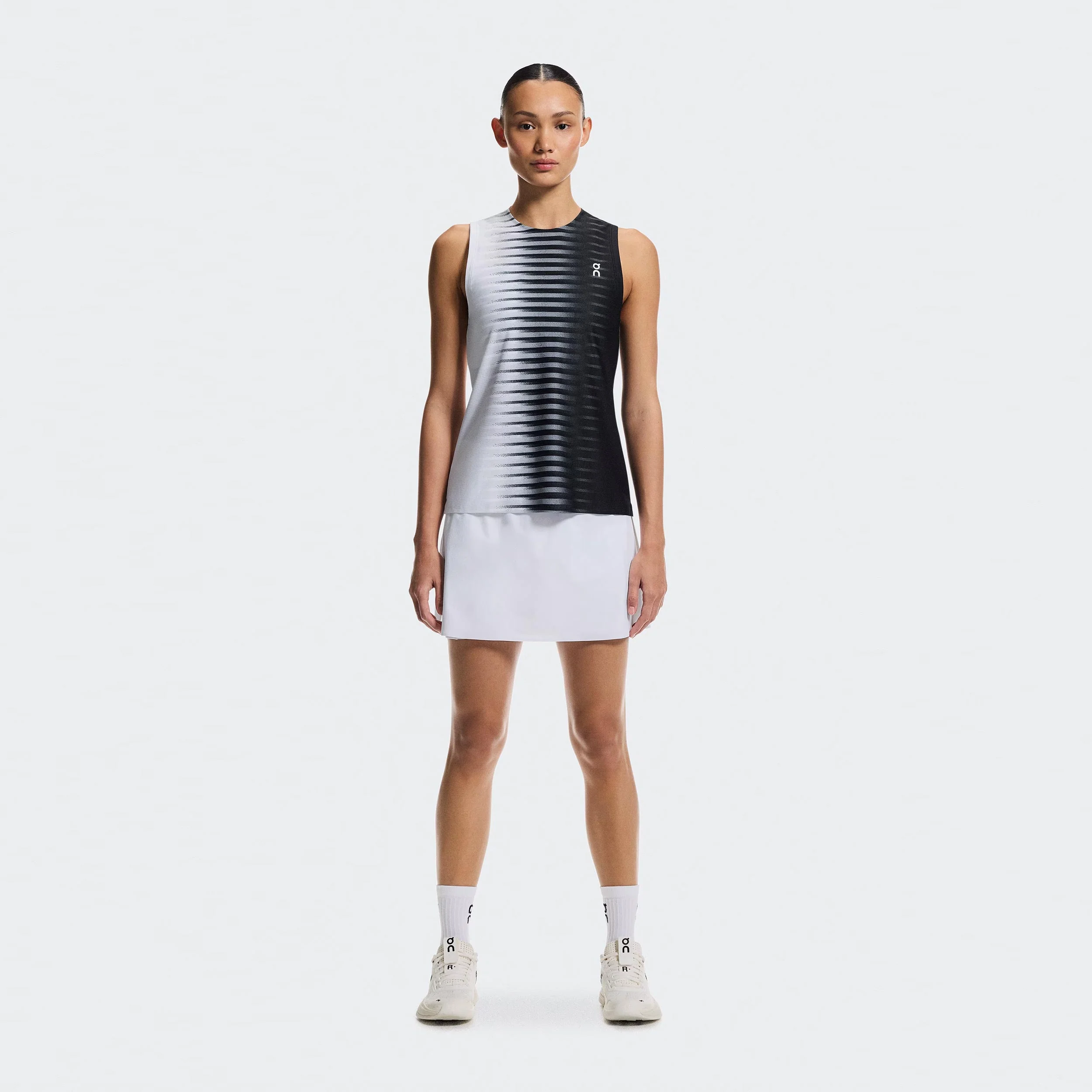 Court Edge Débardeur tank top Femmes - noir, blanc - Image 2