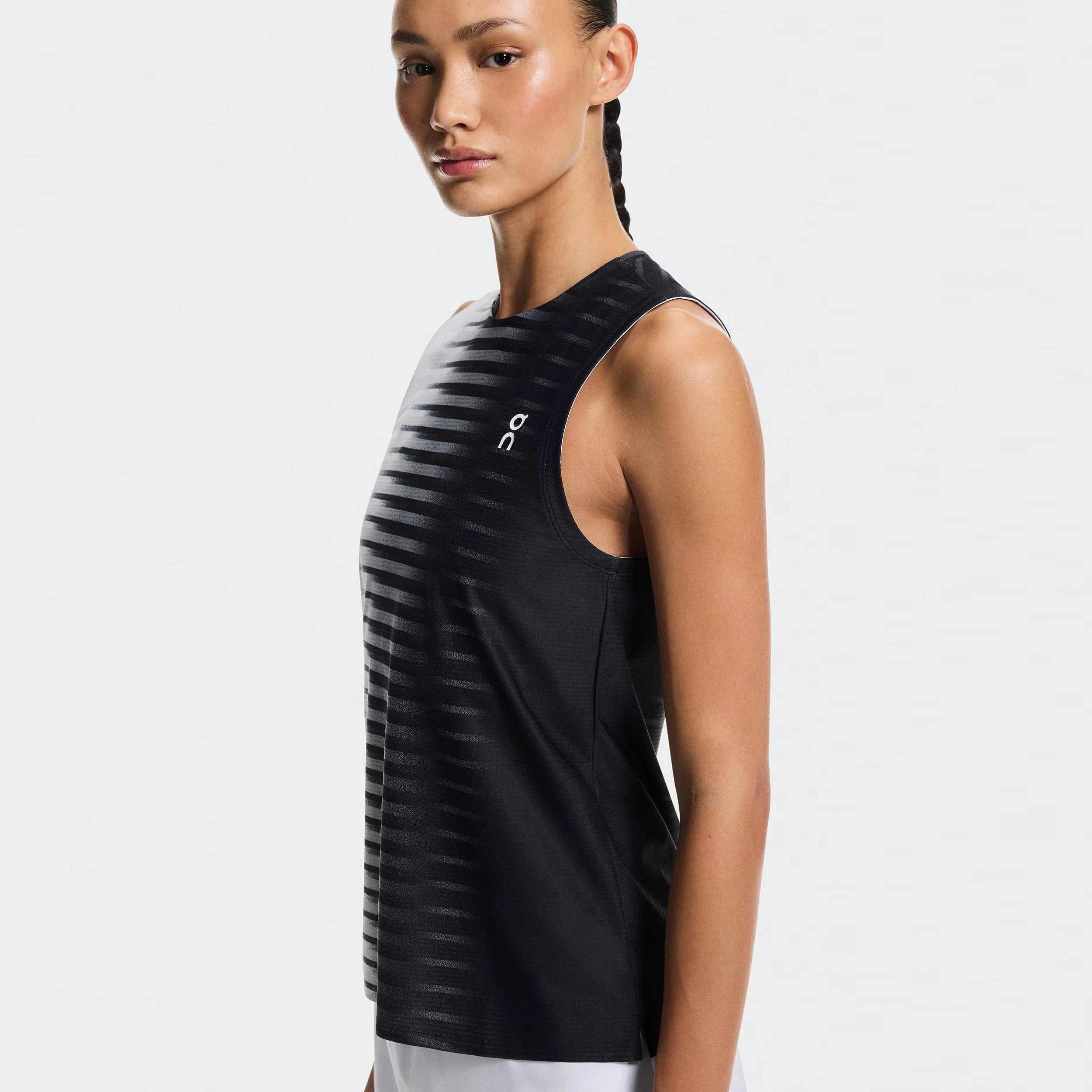 Court Edge Débardeur tank top Femmes - noir, blanc - Image 7